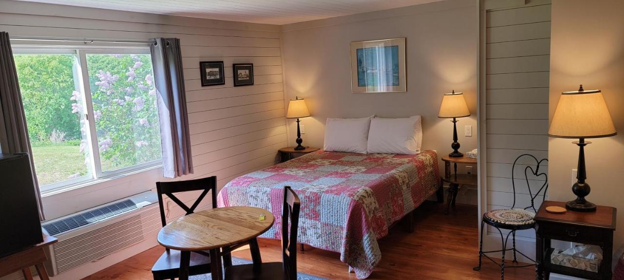 Hawks House Inn Walpole Buitenkant foto