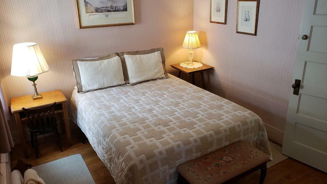 Hawks House Inn Walpole Buitenkant foto